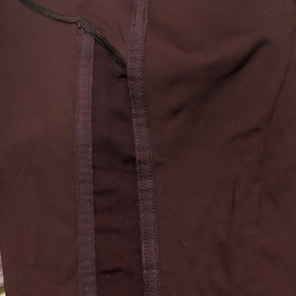 Aerie | High Rise Leggings with Mesh - Picture 4 of 5